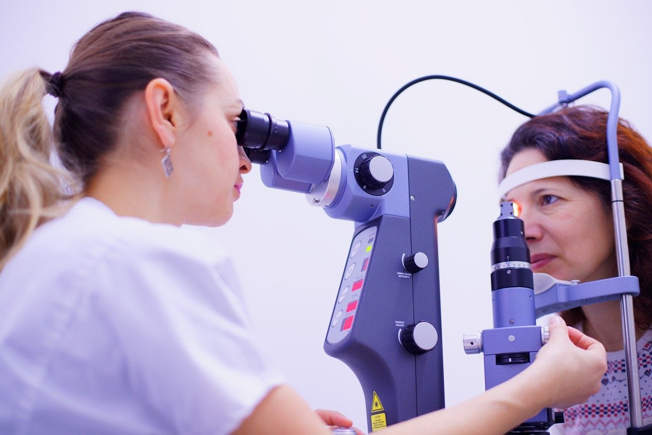 Jakie badania można wykonać u okulisty?